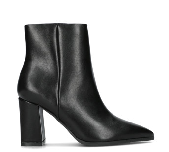 UPcollection Jenna gležnjače